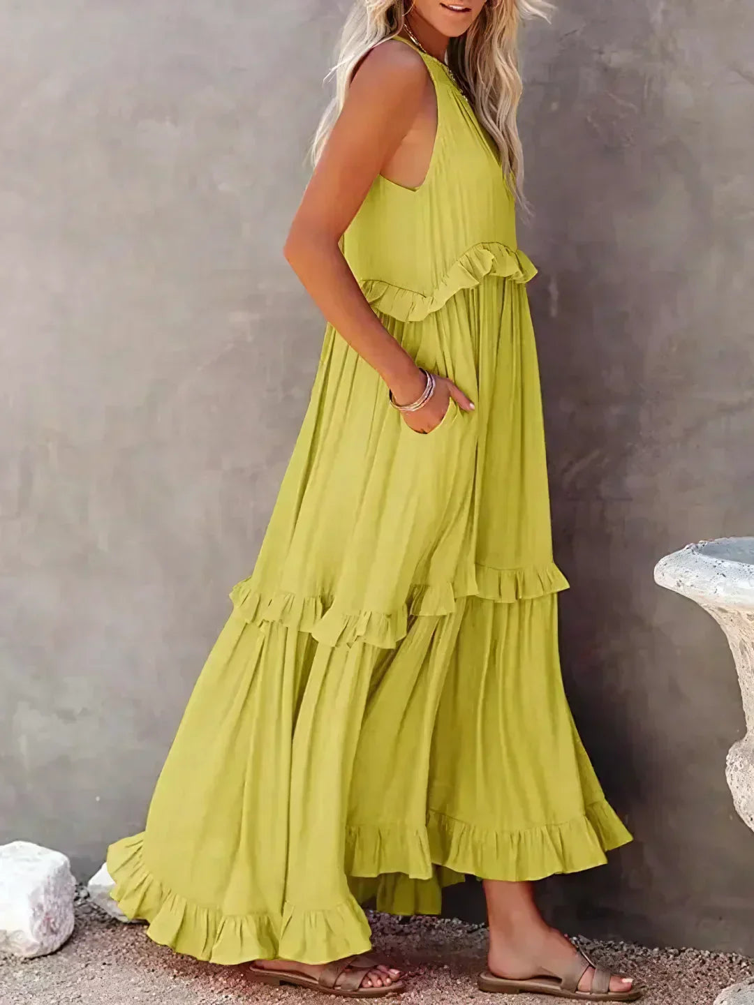 Abito Lungo Con Volant | Scollo all'americana | Senza maniche | Abito fluido | Maxi prendisole-Modasso