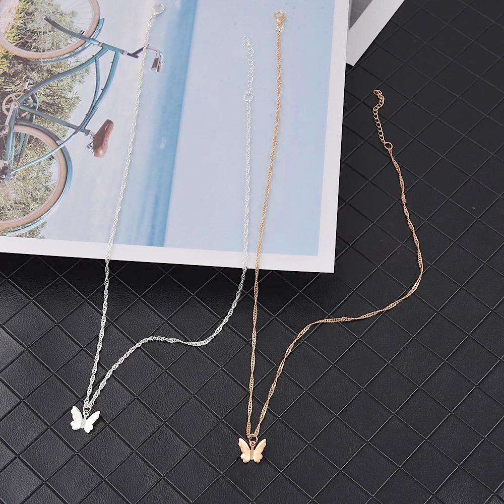 Collana con Pendente a Farfalla Dorata da Donna-Modaso