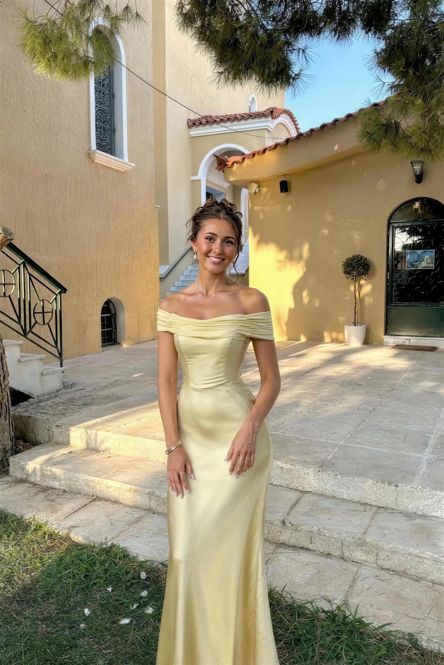 Abito Lungo in Raso, Elegante, Spalle Scoperte-Modaso