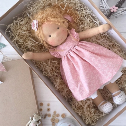 Bambola per il gioco libero, Fatta a mano, Gioco di fantasia, Bambole, Giocattolo pedagogia Waldorf-Bambola Lilia-Modaso