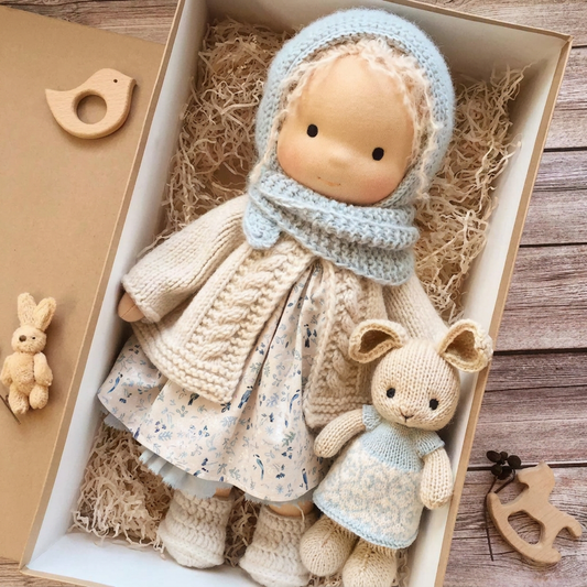 Bambola per il gioco libero, Fatta a mano, Gioco di fantasia, Bambole, Giocattolo pedagogia Waldorf-Bambola Orlena-Modaso