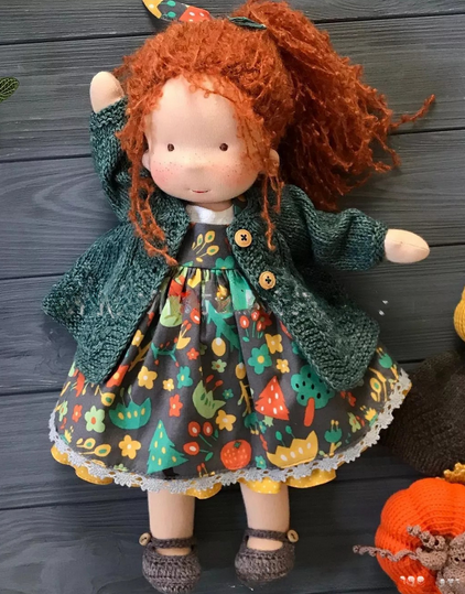 Bambola per il gioco libero, Fatta a mano, Gioco di fantasia, Bambole, Giocattolo pedagogia Waldorf-Bambola Rowena-Modaso