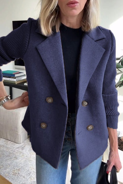 Blazer da donna blu doppiopetto con maniche in maglia