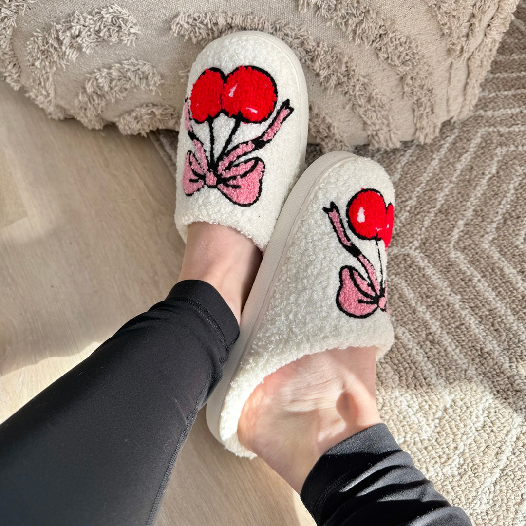 Ciabatte con Ciliegie e Fiocco da Donna, in Peluche-Modaso