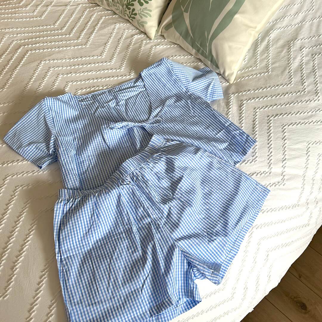 Completo Coordinato a Quadri da Donna, Top e Pantaloncini-Modaso
