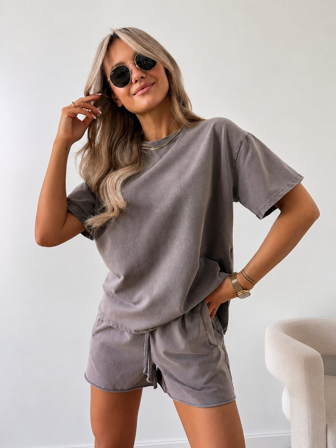 Completo Estivo Due Pezzi, T-Shirt Oversize e Shorts da Donna-Modaso