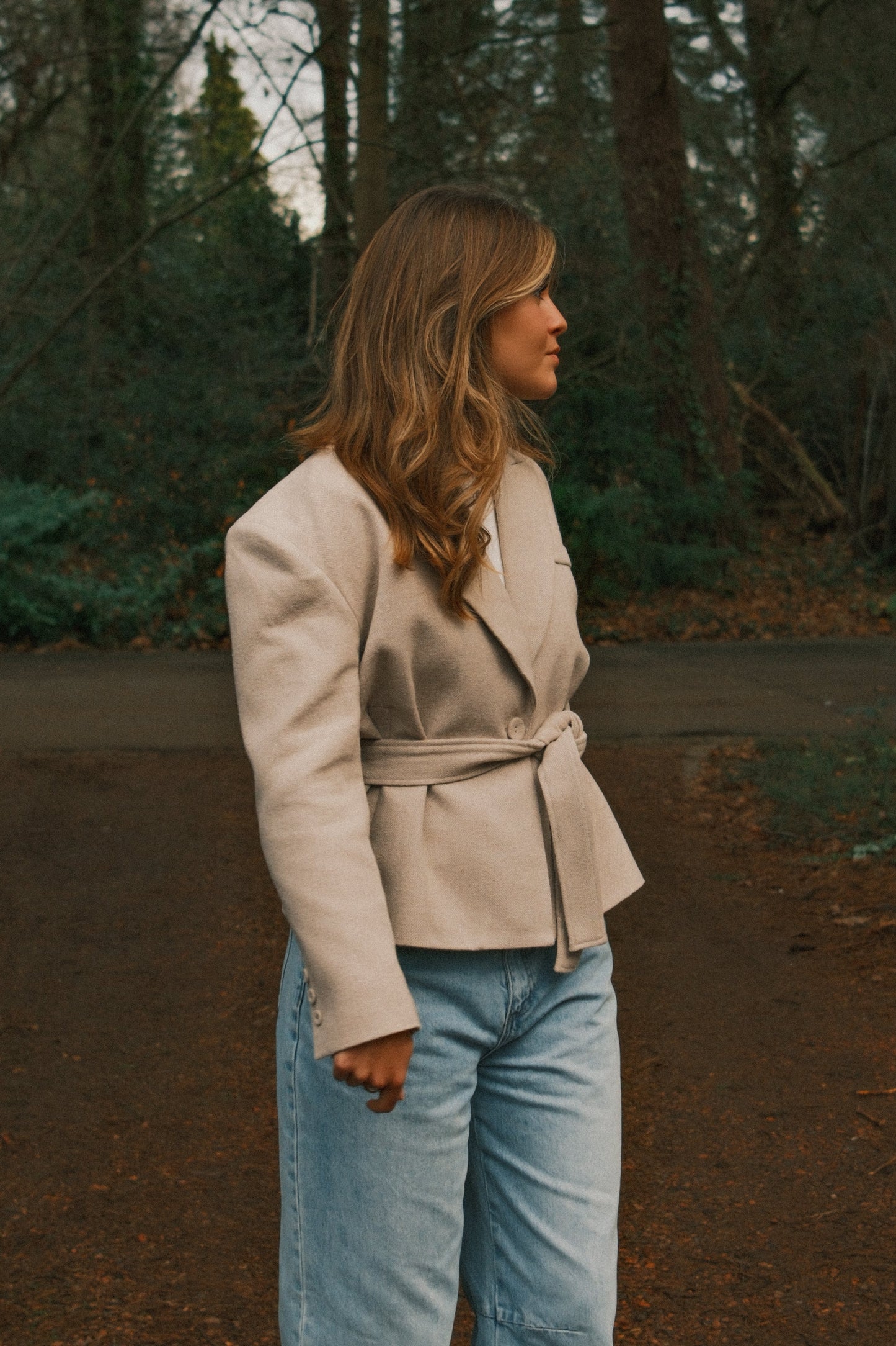 GIACCA BEIGE A RIGHE CON CINTURA-Modaso