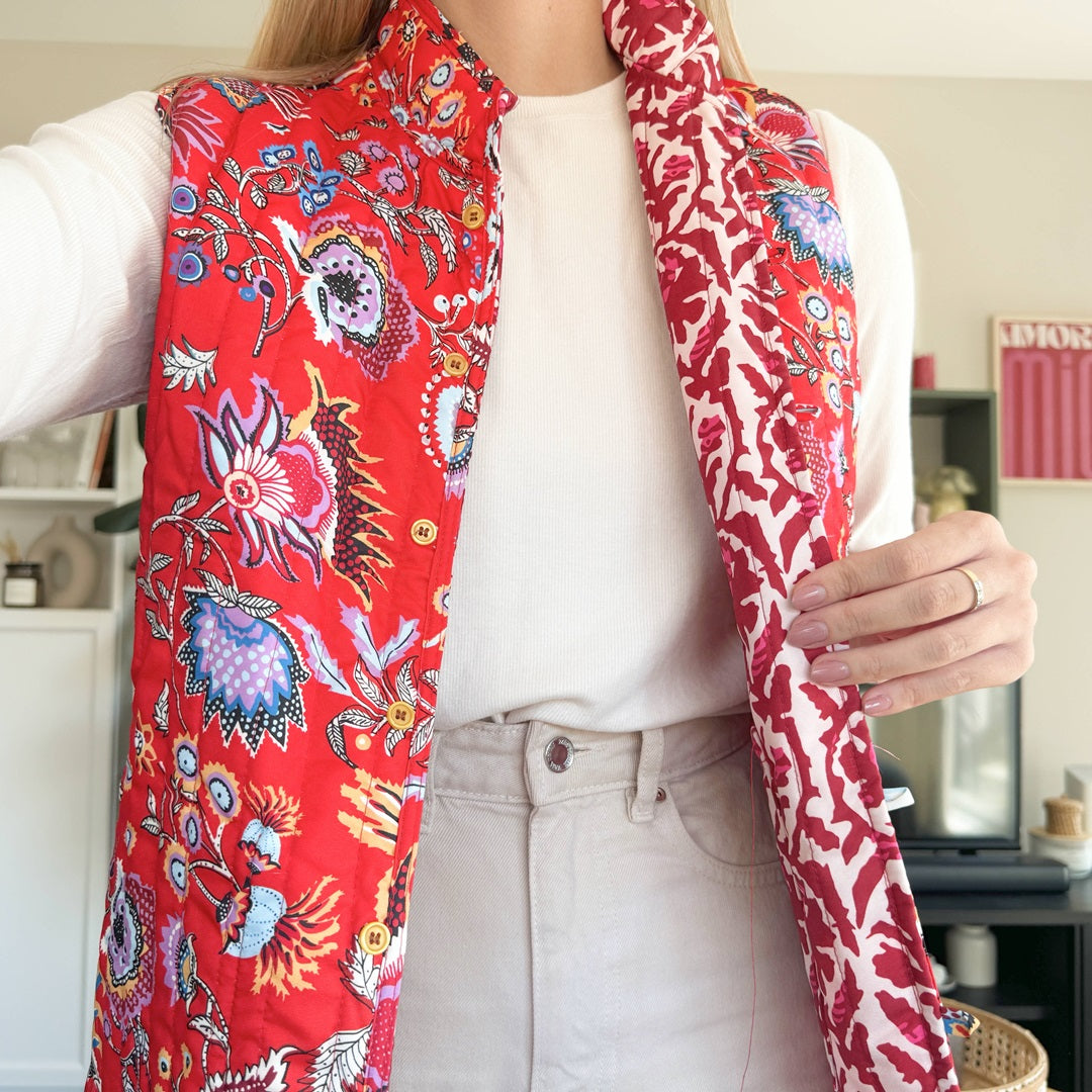 Gilet Trapuntato Reversibile, Donna a Fiori Smanicato-Modaso