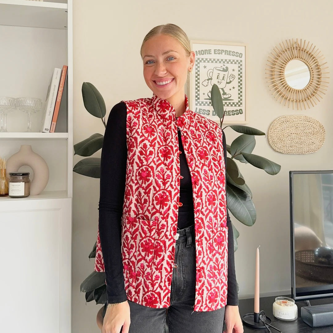 Gilet Trapuntato Reversibile, Donna a Fiori Smanicato-Modaso