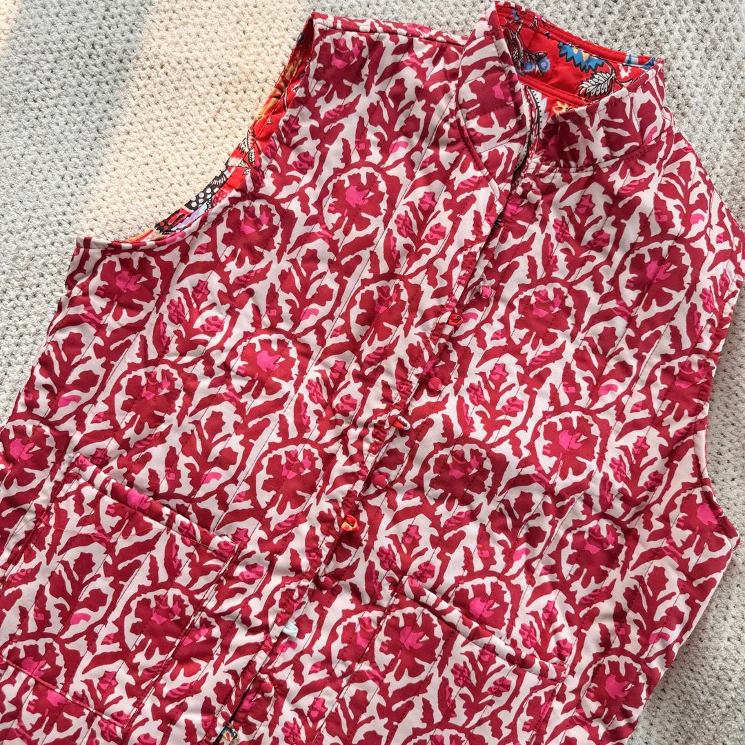 Gilet Trapuntato Reversibile, Donna a Fiori Smanicato-Modaso