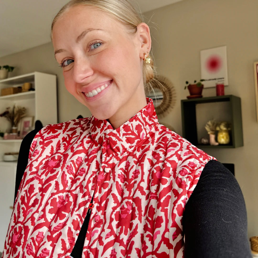 Gilet Trapuntato Reversibile, Donna a Fiori Smanicato-Modaso