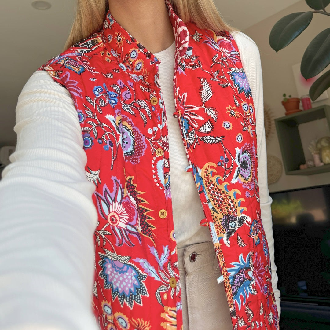 Gilet Trapuntato Reversibile, Donna a Fiori Smanicato-Modaso