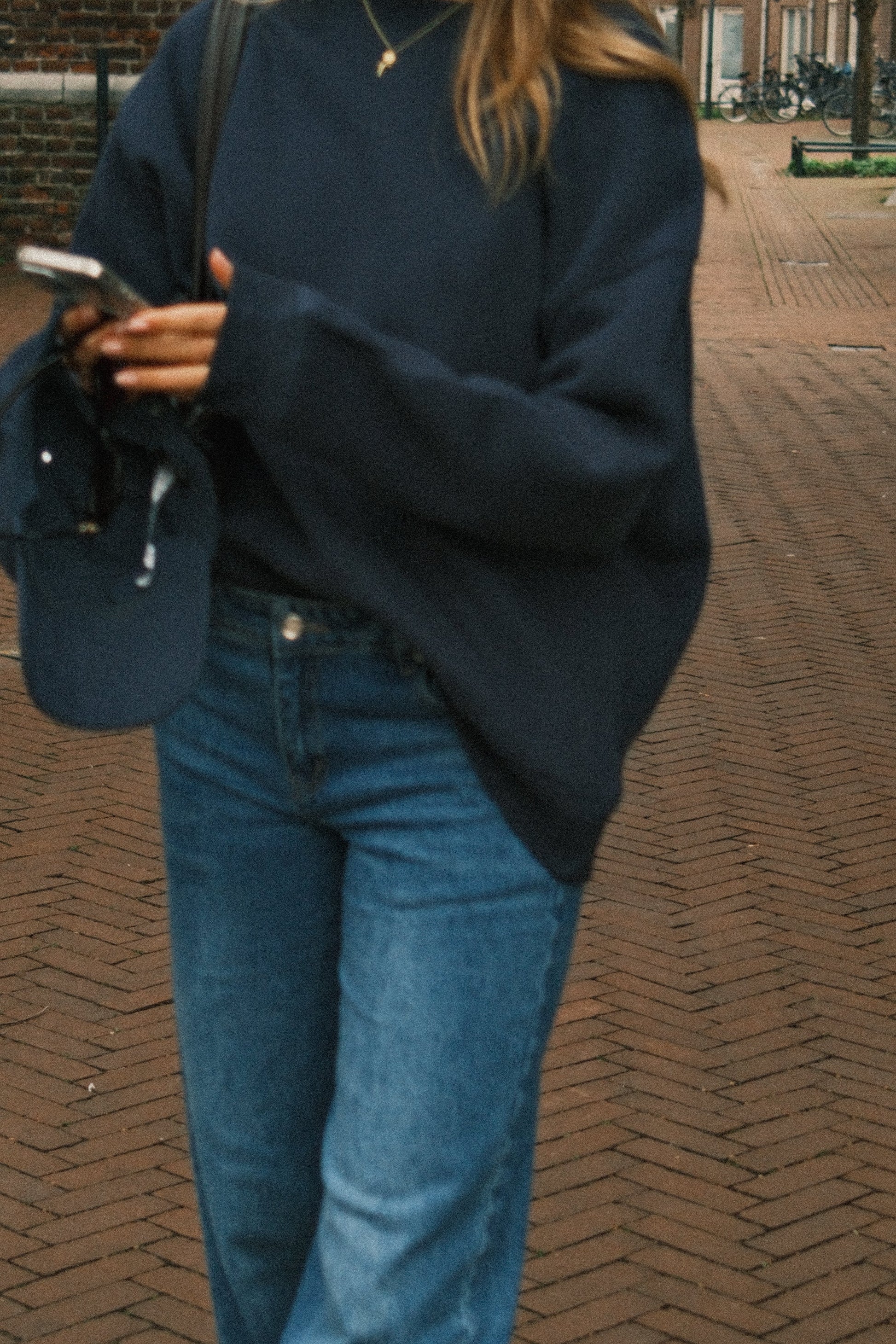 JEANS DONNA A GAMBA LARGA CON VESTIBILITÀ RELAX-Modaso