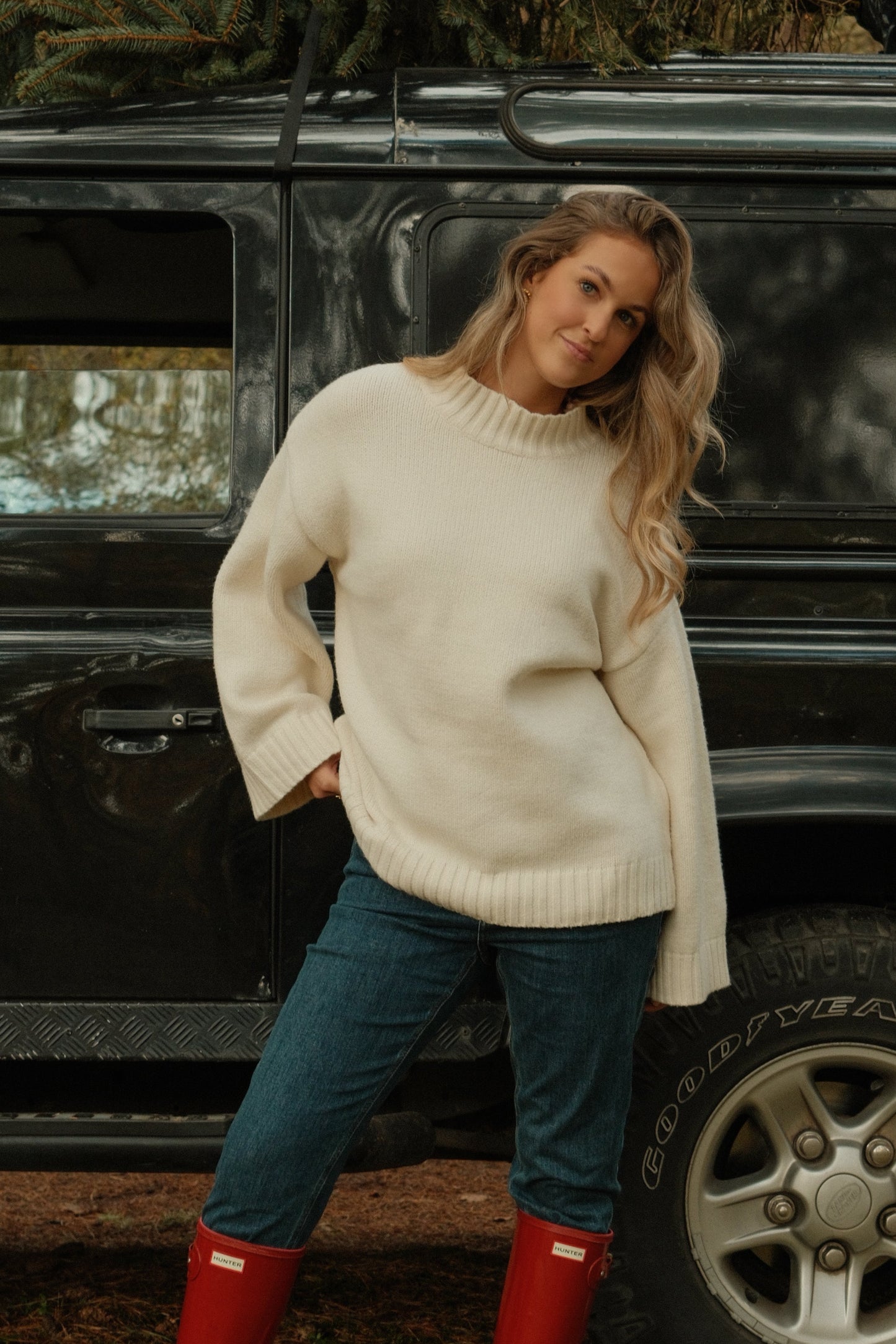 MAGLIONE BIANCO DA DONNA CON COLLO ALTO-Modaso