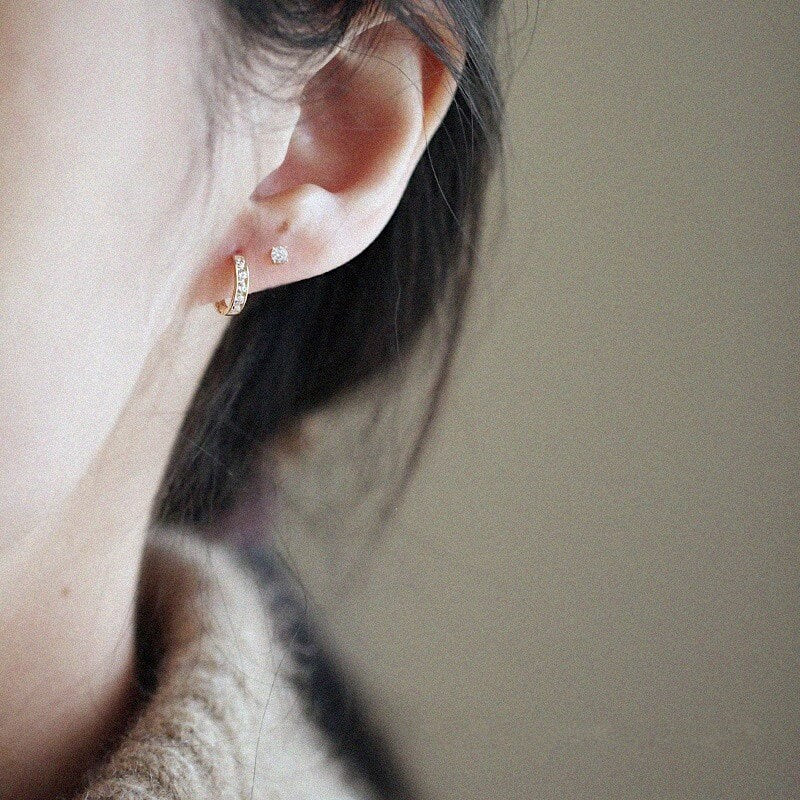 Orecchini a Cerchietto con Pavé, Placcati Oro 14K-Modaso