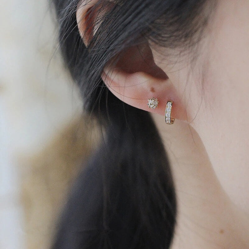 Orecchini a Cerchietto con Pavé, Placcati Oro 14K-Modaso