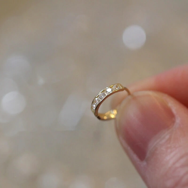 Orecchini a Cerchietto con Pavé, Placcati Oro 14K-Modaso