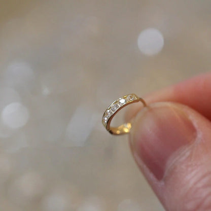 Orecchini a Cerchietto con Pavé, Placcati Oro 14K-Modaso
