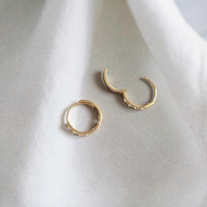 Orecchini a Cerchietto con Pavé, Placcati Oro 14K-Modaso