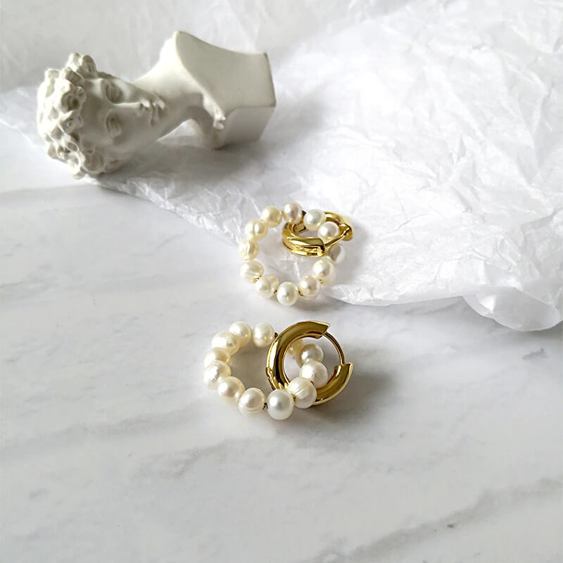 Orecchini a Doppio Cerchio con Perle, Placcati Oro 18K-Modaso