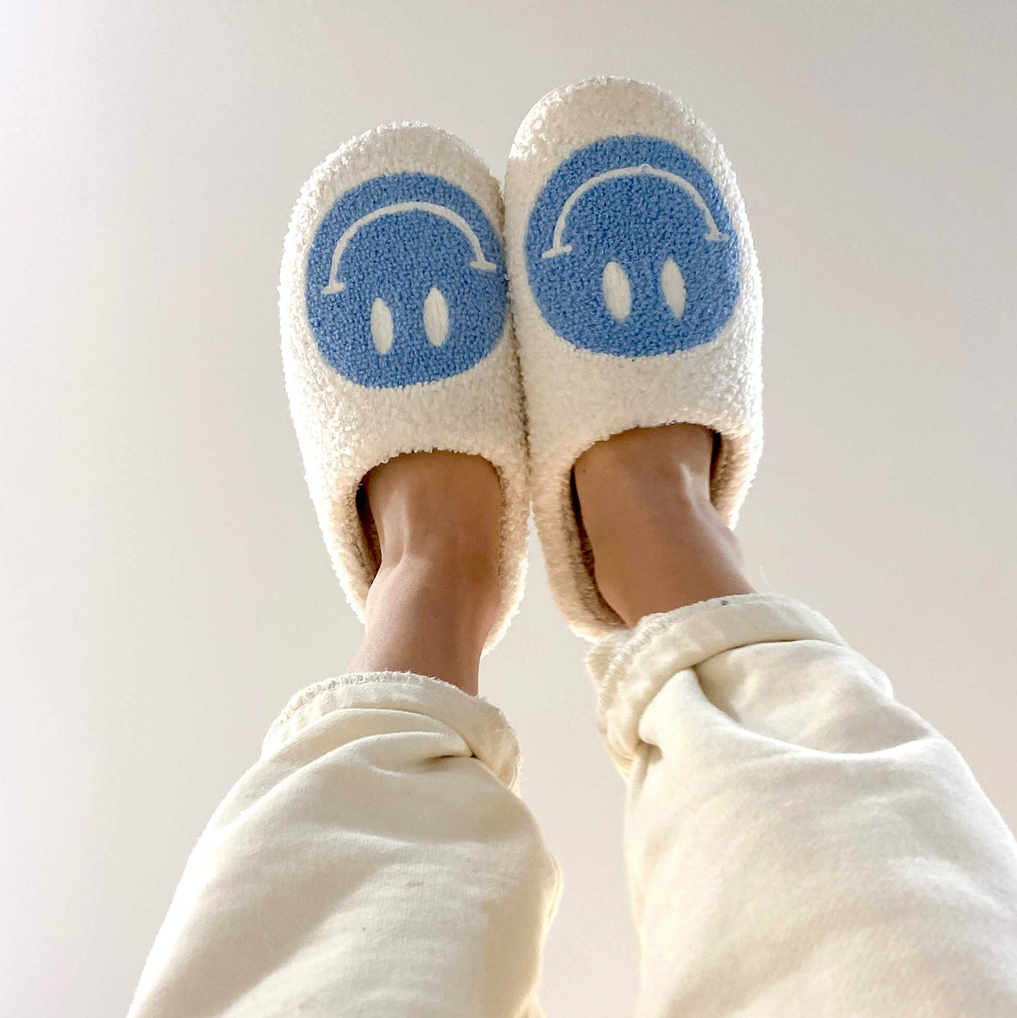 Pantofole con Faccina Sorridente, Morbide Pantofole da Casa da Donna-Modaso