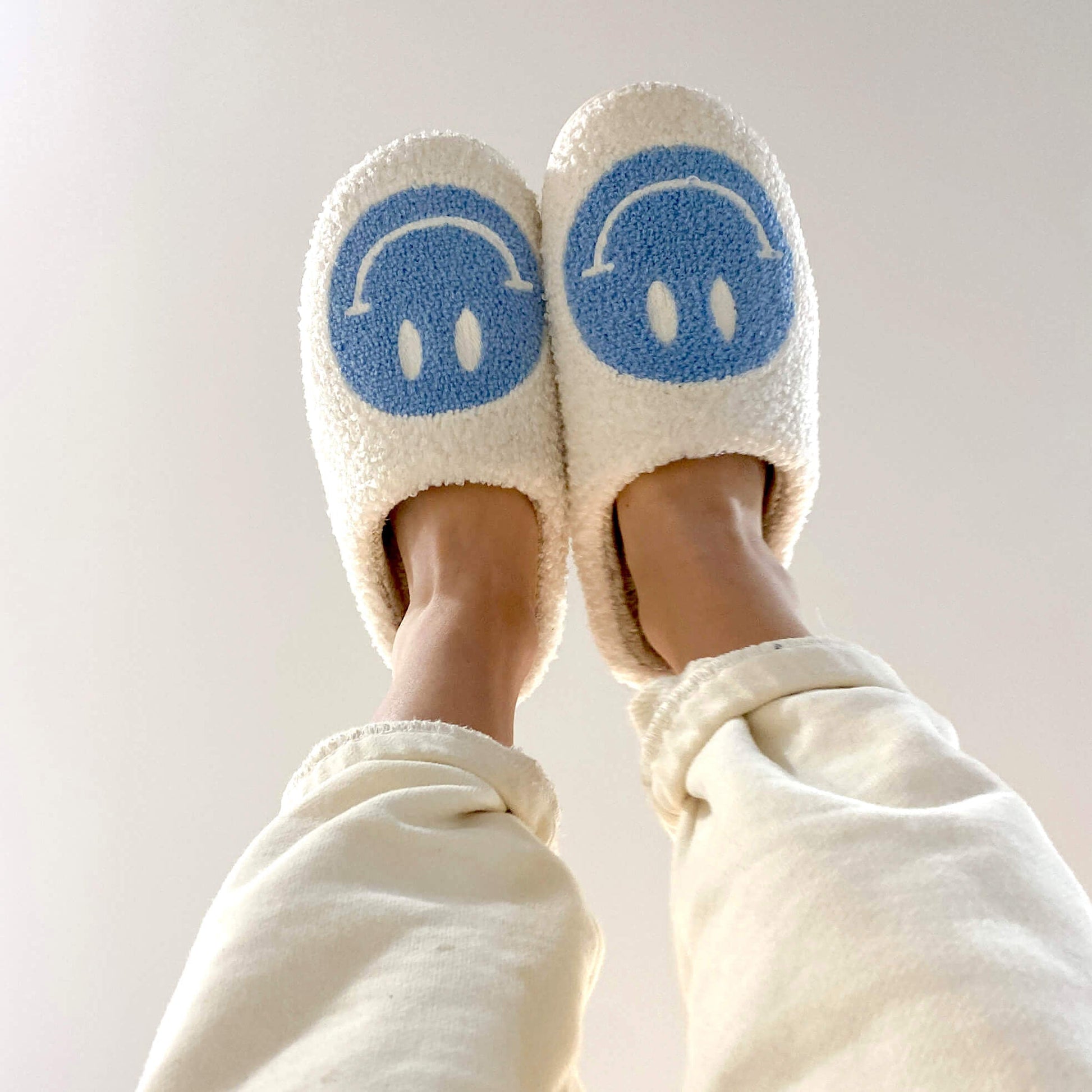 Pantofole con Faccina Sorridente, Morbide Pantofole da Casa da Donna-Modaso