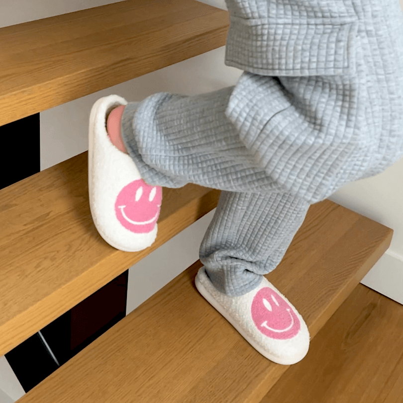 Pantofole con Faccina Sorridente, Morbide Pantofole da Casa da Donna-Modaso