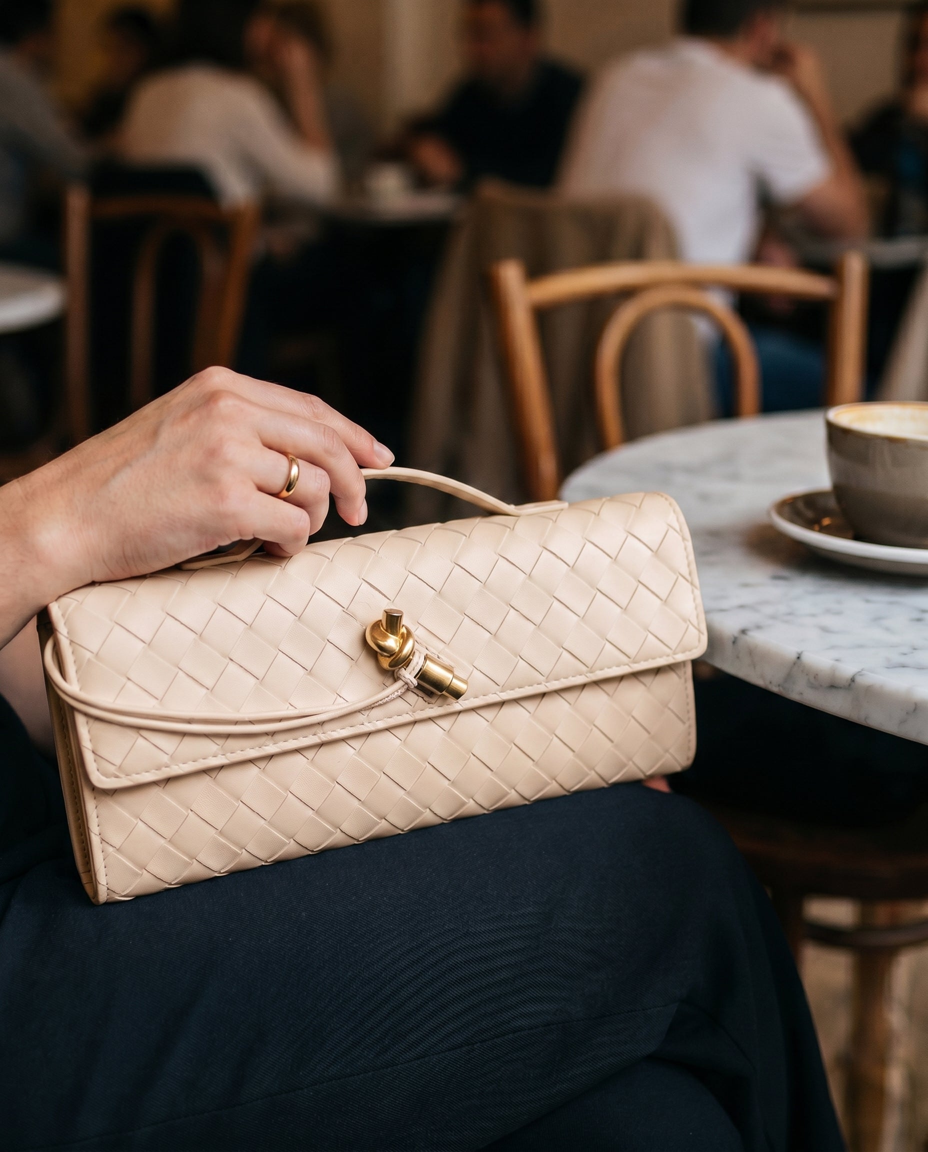 Pochette Intrecciata, Piccola Borsa a Tracolla, Ecopelle-Albicocca-Unica-Modaso