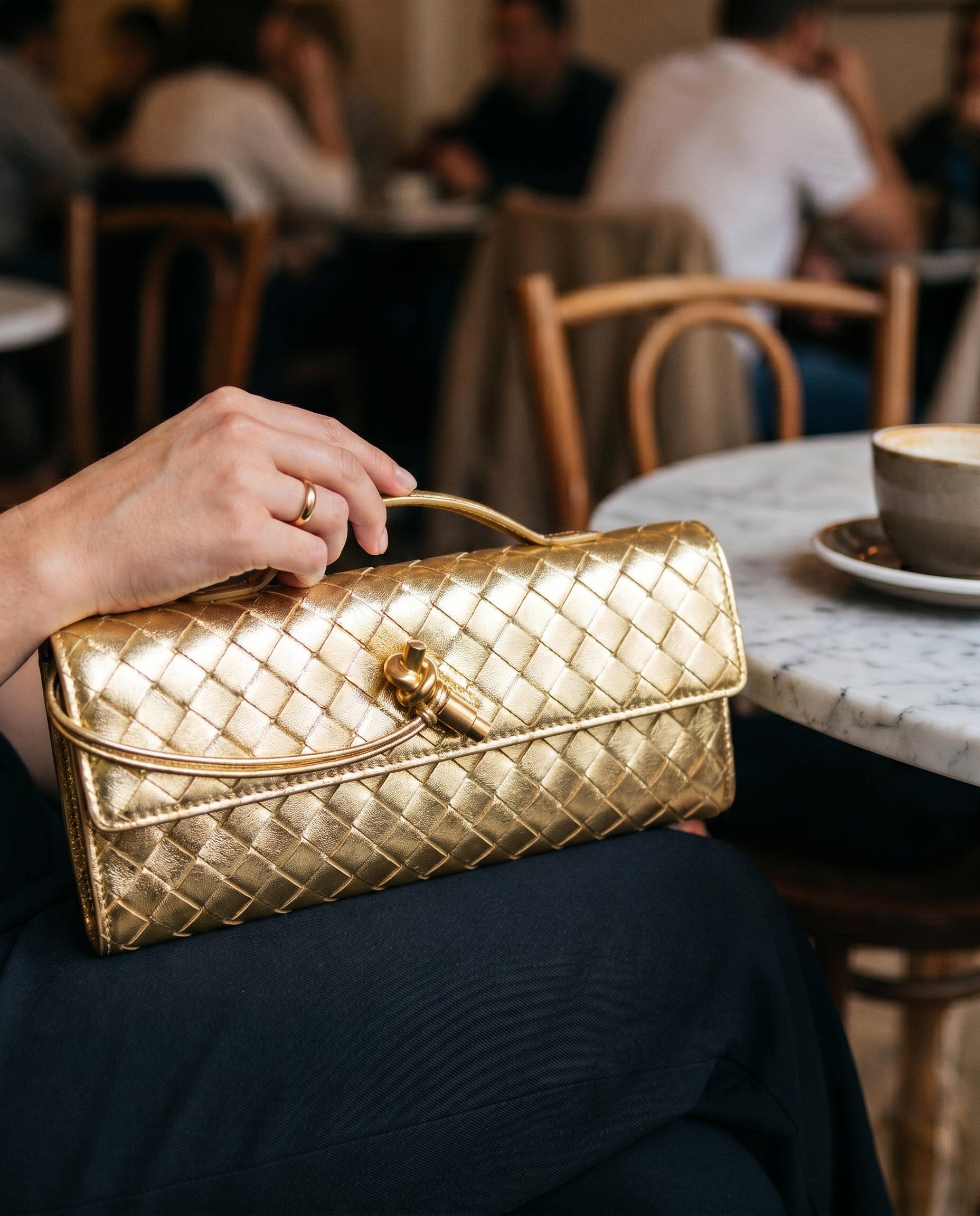 Pochette Intrecciata, Piccola Borsa a Tracolla, Ecopelle-Oro Puro-Unica-Modaso