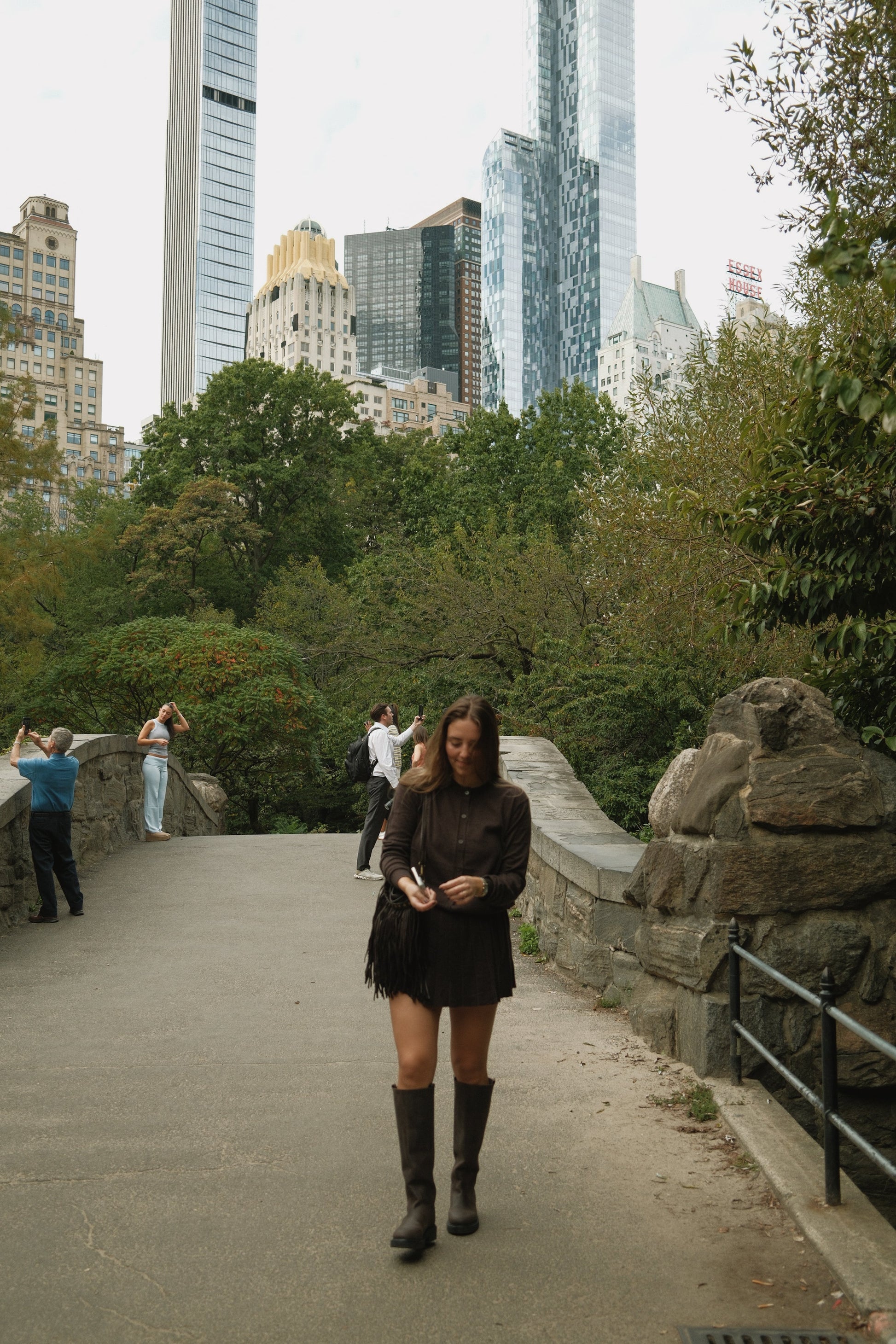 SET MAGLIA E GONNA MARRONE SCURO-Modaso