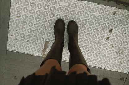 SET MAGLIA E GONNA MARRONE SCURO-Modaso