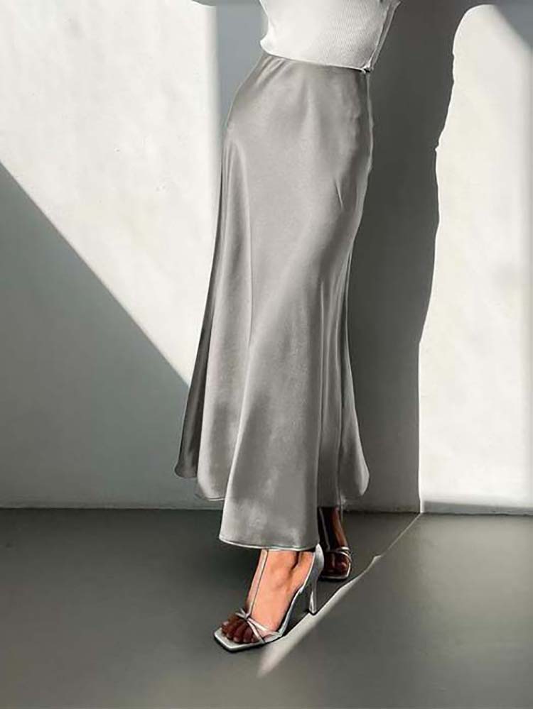 Sandra Satin Gonna, L'elegante gonna midi in raso è un must-have per questa stagione.-Modaso