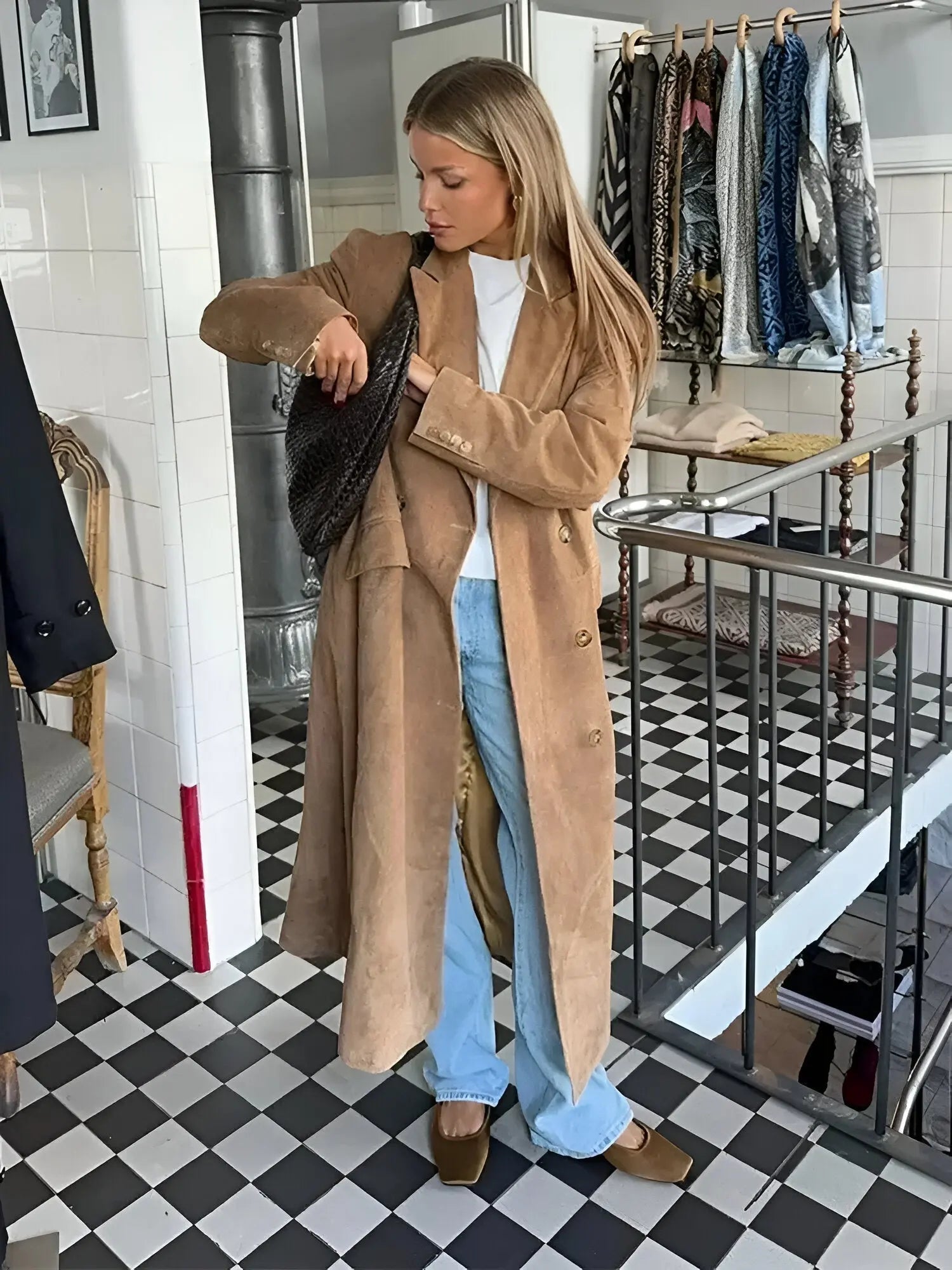 Trench Lungo in Camoscio, Doppiopetto, da Donna-Modaso