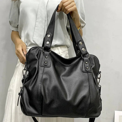 Borsa Spalla Donna, Ecopelle Martellata, Capiente, Borchie-Modaso