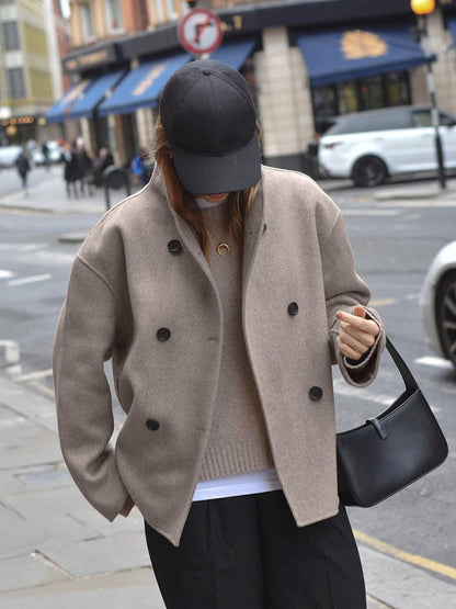 Cappotto Corto Donna, Caban Doppiopetto, Collo Alto, Vestibilità Morbida-Modaso